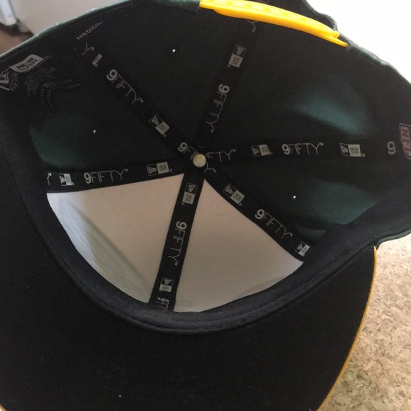Green Bay Packers SNAPBACK Hat - Picture 9 of 12
